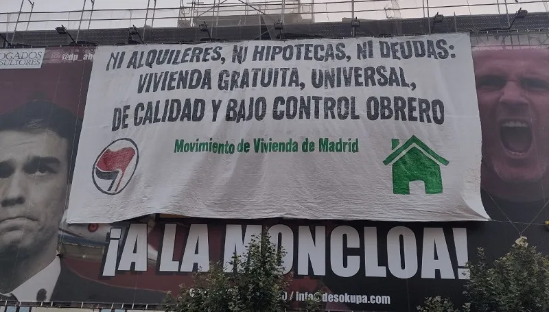 Activistas Antidesahucios Boicotean La Lona De Desokupa En Madrid