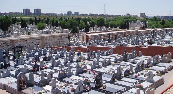 Cementerio_de_la_Almudena_04jul07_51