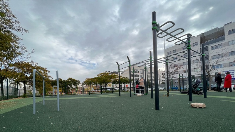 Equipamiento Calistenia para parques: Anillas - Deportes Urbanos