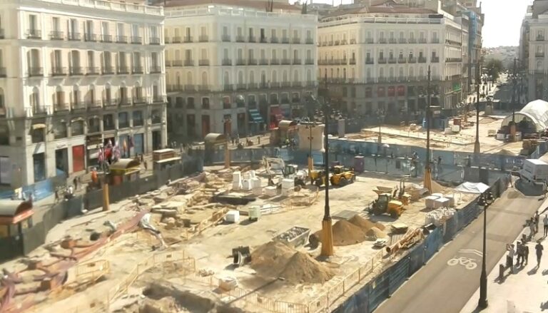 Encuentran restos arqueológicos en las obras de la Puerta del Sol ...